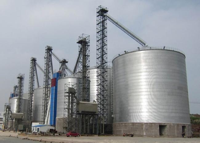 天等大型钢板库构造参数及水泥储存质量